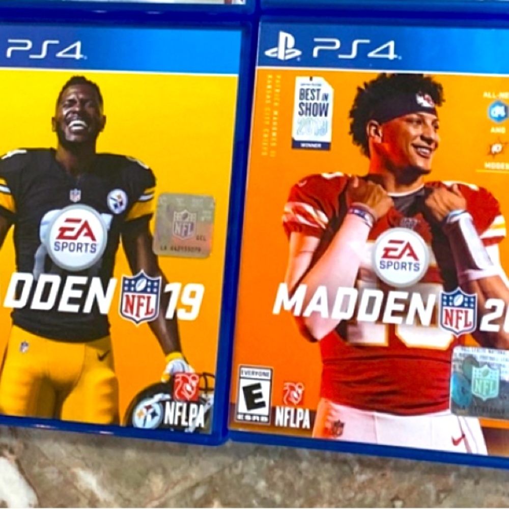 🏈 PS4 Madden NFL Football Game Lot~ 2 games: Madden NFL ‘19 & Madden NFL ‘20